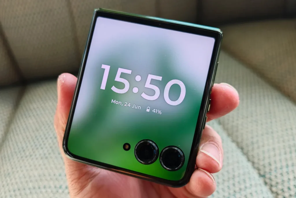 Motorola Razr 50