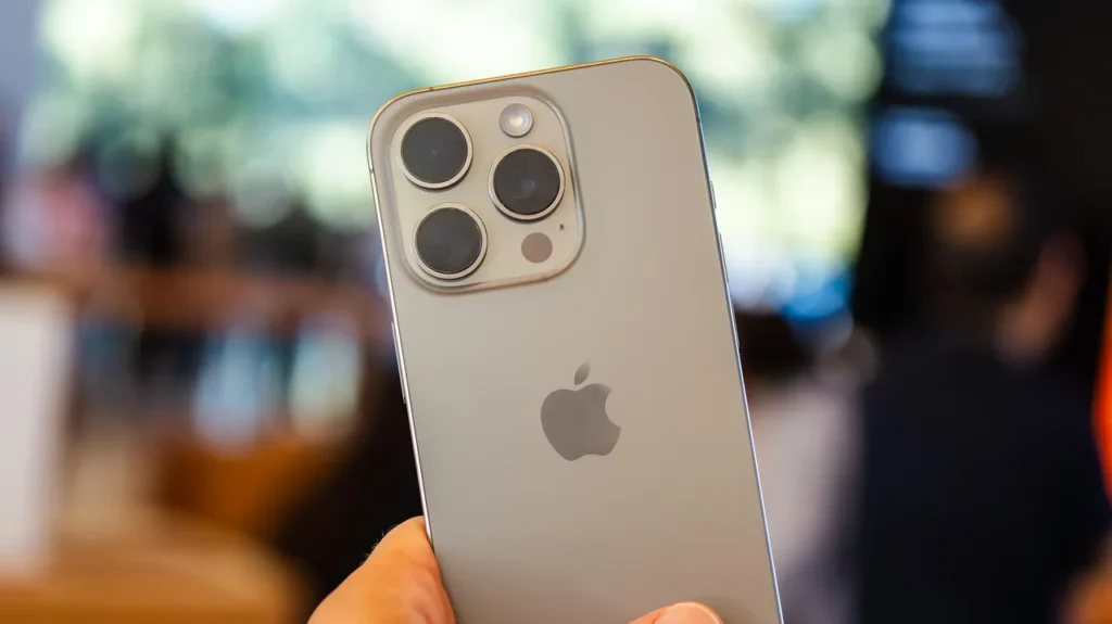 Download iOS 26 beta